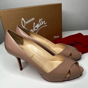 ❌SOLD❌Christian Louboutin Shelly Nude Patent Platform Pump, Nude 9.5 EU size 40